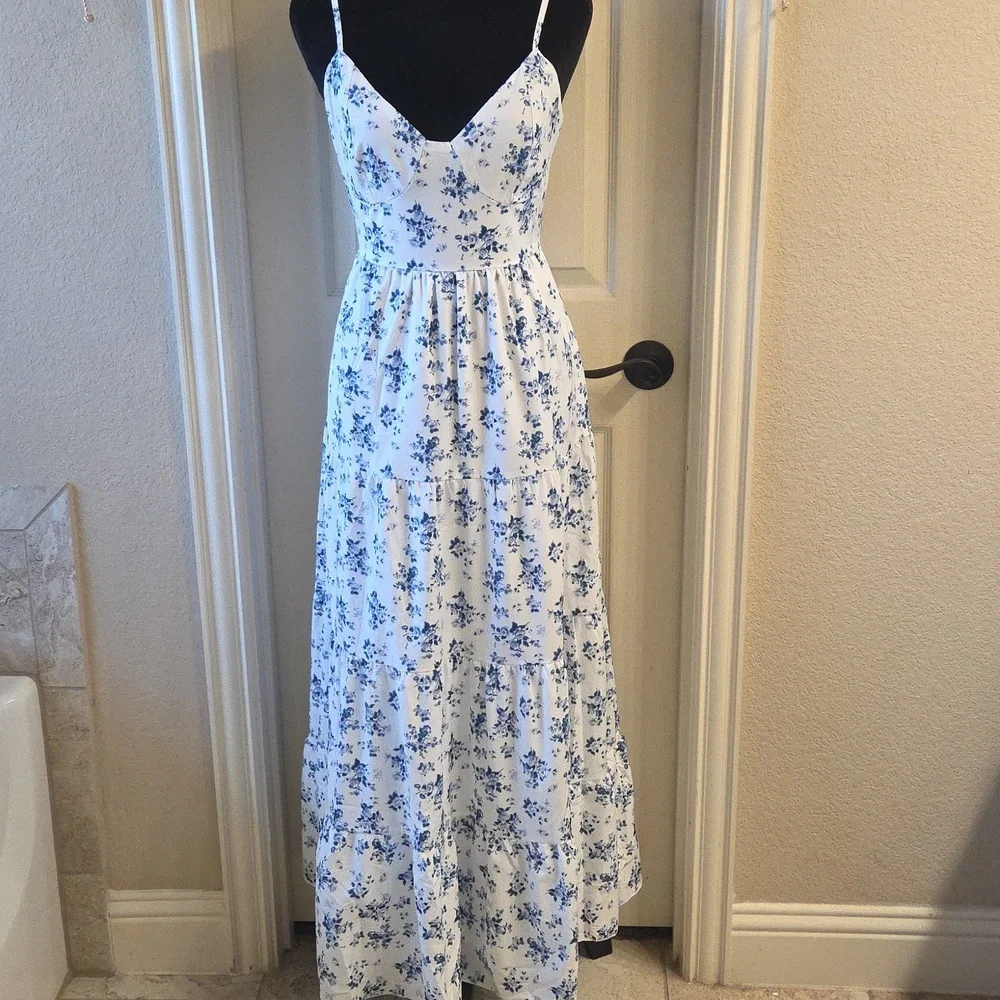 Floral Spaghetti Strap Maxi Dress With Cut Out In Back - Picture 2 of 16